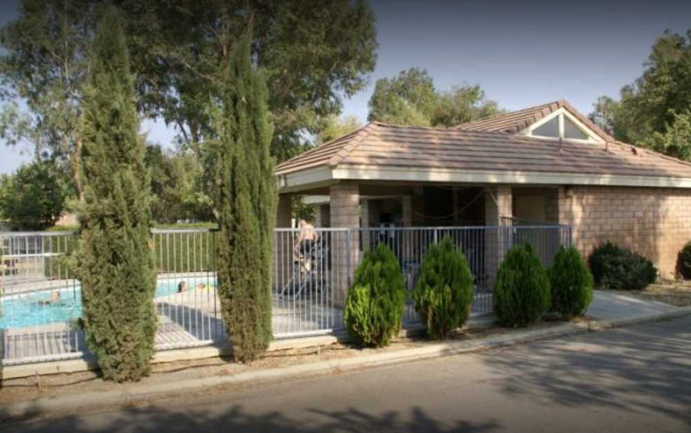 Almond Tree Oasis RV Park - Photo 4