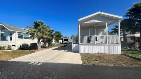 Standard Rental 1 Bedroom — image 1 of 5