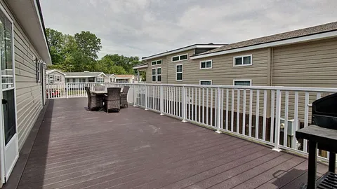 Rental Cottage 2 Bedroom — image 2 of 13