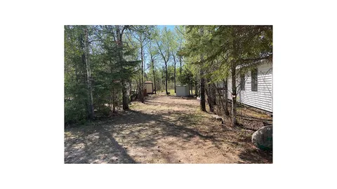 Seasonal 30 amp full service RV site — image 1 of 4