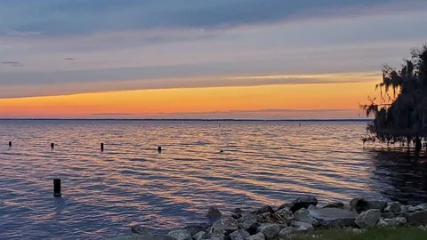 30/50 AMP Full Hookup  Water View — image 2 of 6