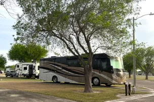 McAllen Mission RV Resort – photo 2