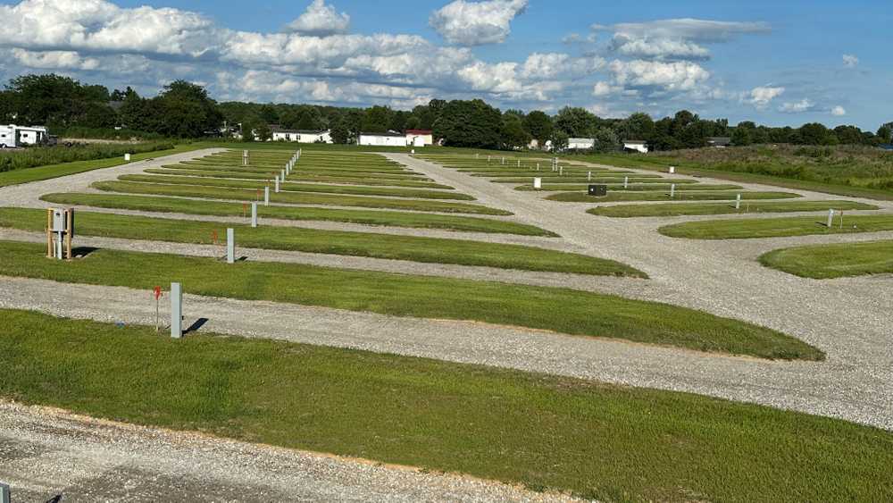 Weary Traveler, Seymour, Indiana - Photo 3