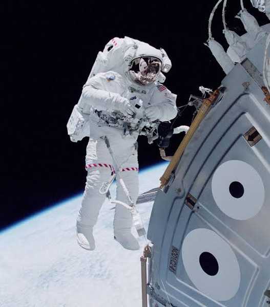 Space Explorer Spectacular Weekend