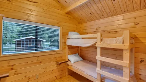 Cindy Bear™ Cabin — image 8 of 8