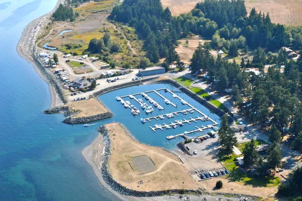 Salmon Point Resort Trailer Park & Marina, Campbell River, British Columbia campground