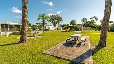Standard Full Hookup RV Site — image 3 of 3