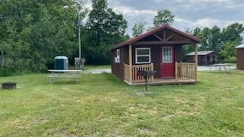 Rental Cabin — image 2 of 7