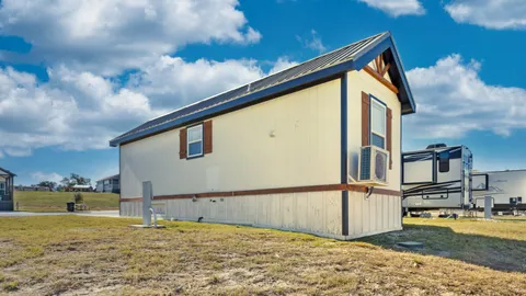 Tiny Home 116 - The Waylon — image 2 of 21