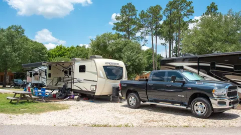 Premium Pull-Thru RV Site — image 4 of 4