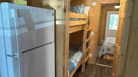 Sunset Retreat Cabin — image 7 of 7