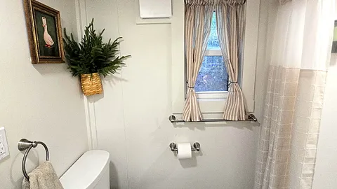 Deluxe Lodge Cabin with Loft — image 6 of 6