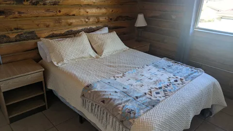 Cabin — image 7 of 7