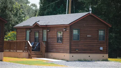 Wilderness Cabin (Pet Friendly) — image 2 of 12