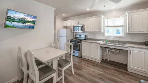 Accessible Deluxe Cabin — image 2 of 18