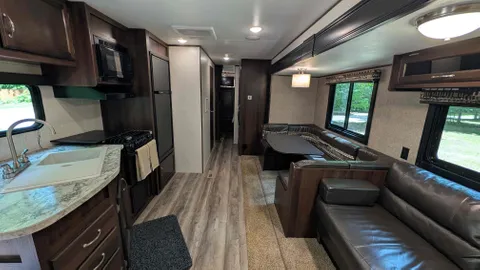 RV2 — image 8 of 8