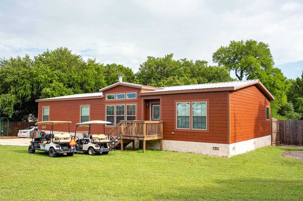Yogi Bear™ Bunkhouse