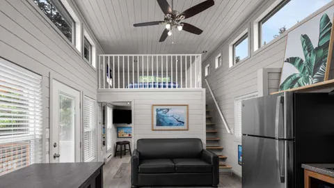 Premium Cottage with Loft — image 6 of 6