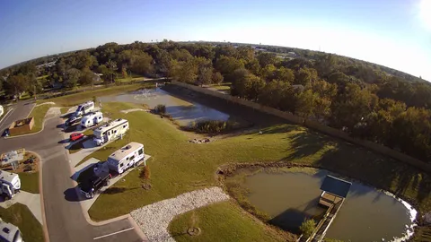 Premium Waterfront Full Hookup — image 3 of 3