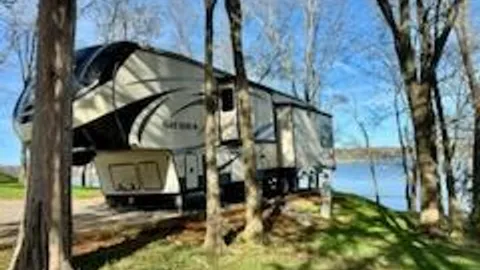 5th Wheel Rental — image 2 of 15