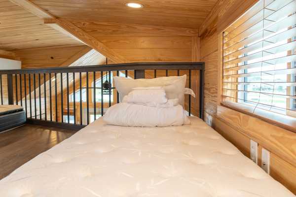 Magnolia Cabin