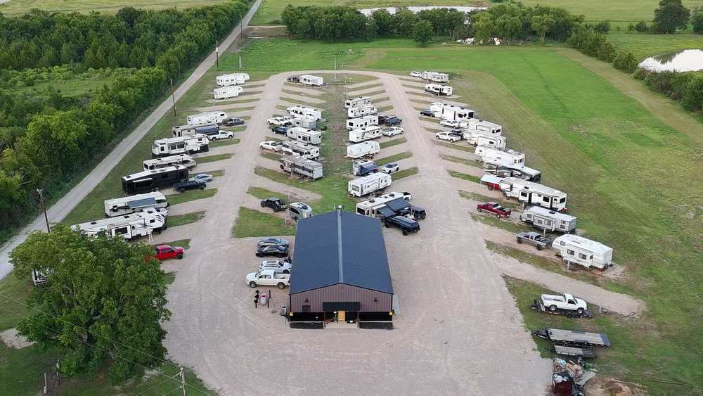 Flip's RV Park, Paris, Texas - Main Photo