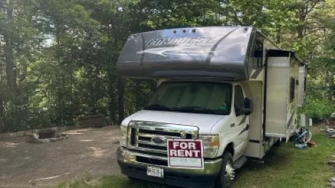 RV Rental - C7 — image 17 of 17