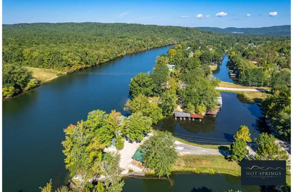 Lake Hamilton Escape, Hot Springs National Park, Arkansas campground