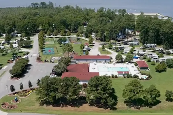North Landing Beach RV Resort & Cottages – photo 1