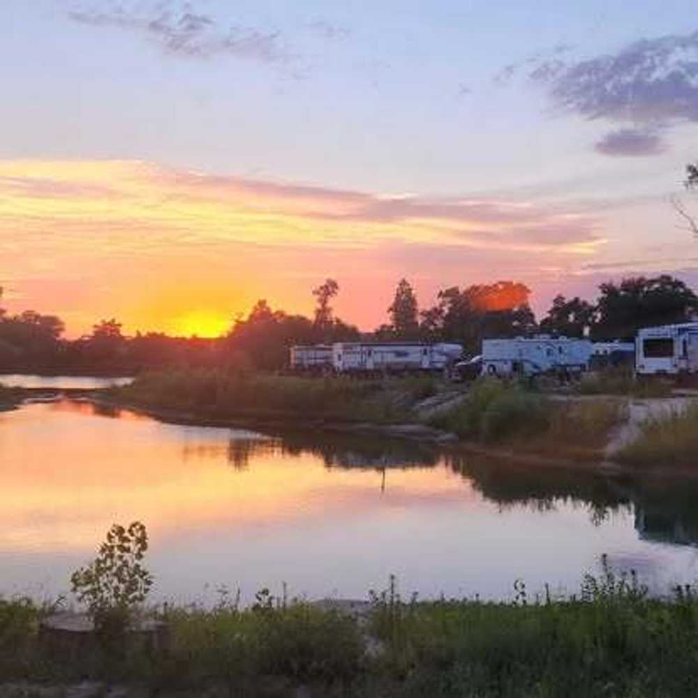 Merritt's Beach RV Park - Plattsmouth, NE - Photo 4