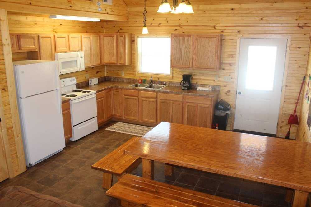 Family Cabin - Two Bedroom, Sleeps 12