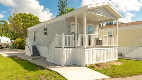 Premium Cottage — image 1 of 10