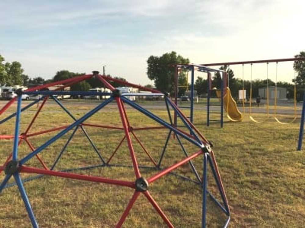 Bobcat Creek RV Park, Sayre, Oklahoma - Photo 2