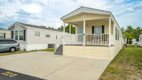 Standard Cottage 1 Bedroom — image 1 of 10