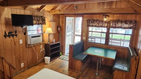 Smoky Mountain Cabin #39 — image 15 of 15