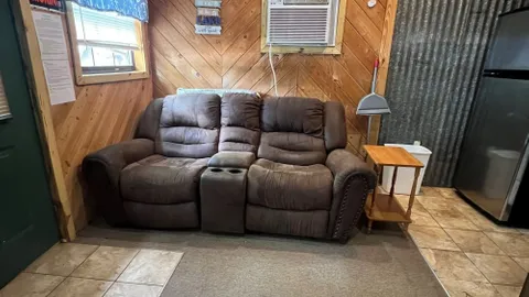 Medium Cabin Full Fridge — image 2 of 13