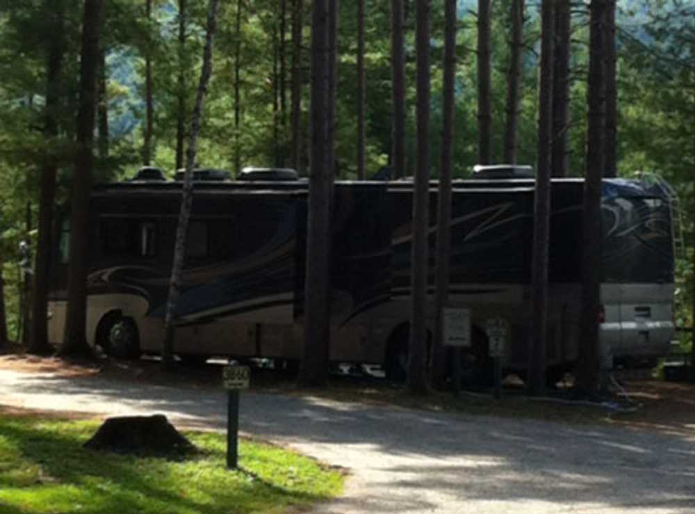 Full Hookup Deluxe RV Site
