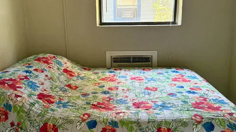 Deluxe Cabin — image 2 of 5