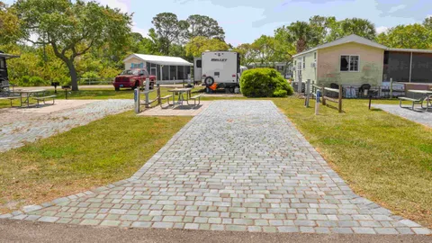 Premium RV Site — image 7 of 7