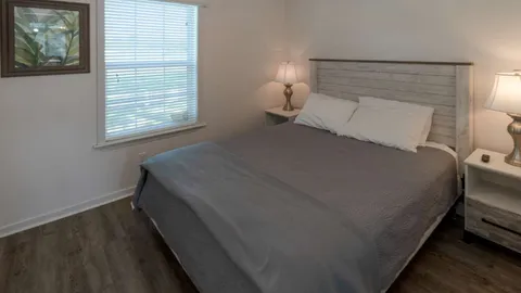 Standard Cottage 1 Bedroom — image 7 of 7