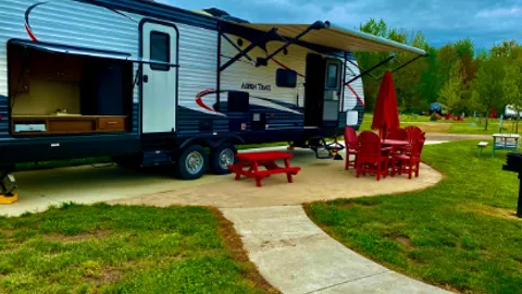 Premium RV Rental and Child's Cabin — image 1 of 8