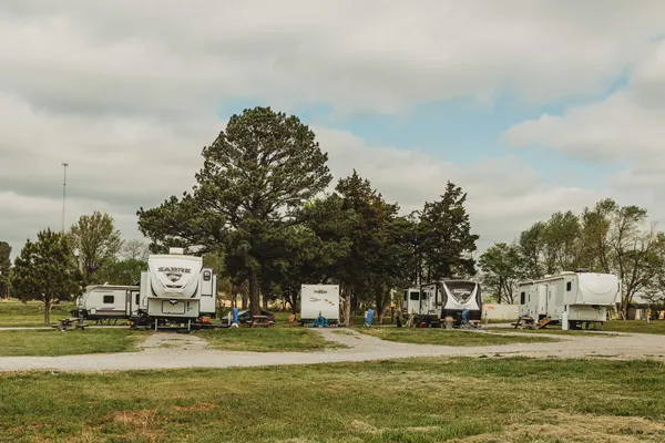 Joe's Red Barn RV Park – photo 1