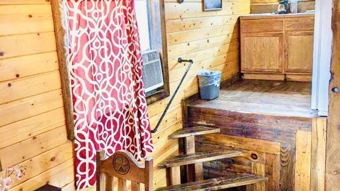 #9 Little House on the Mountain — image 2 of 5