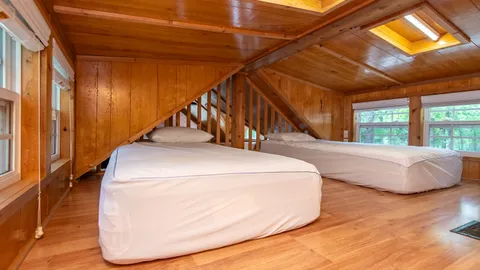 King Cabin — image 7 of 7