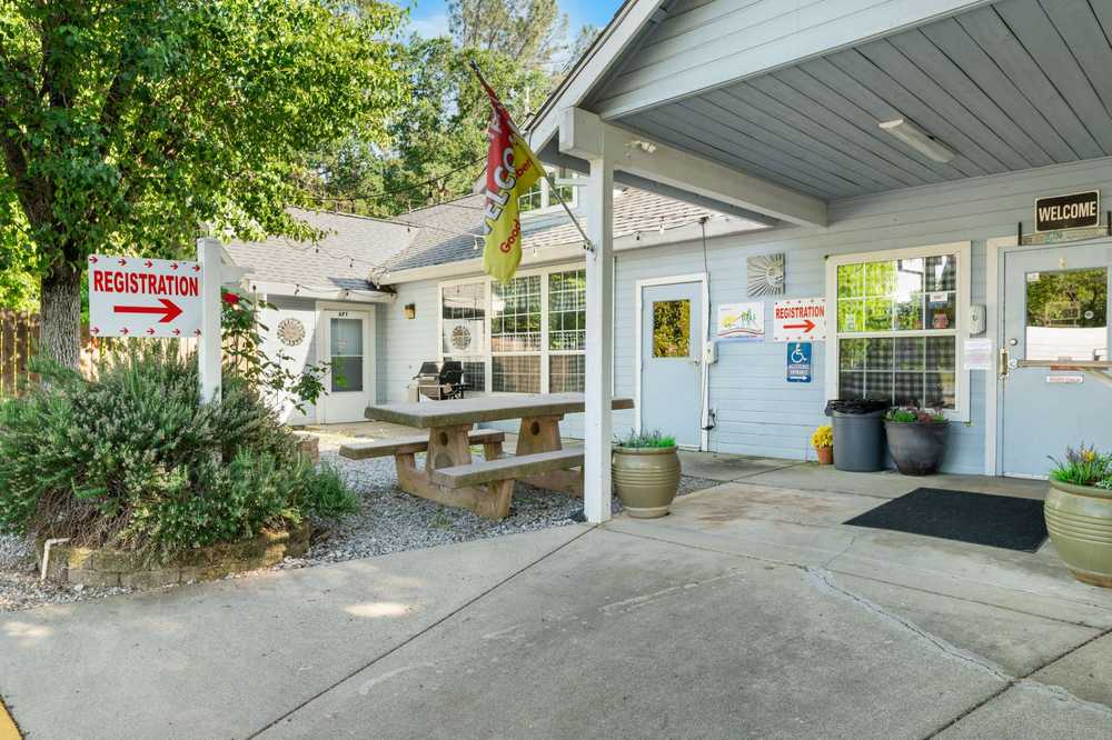 Mountain Gate RV Resort, Redding, California - Photo 2