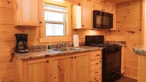 Sycamore Loft Cabin — image 2 of 16