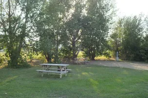 Hussar Campground – photo 4