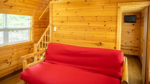 Cottage — image 2 of 16