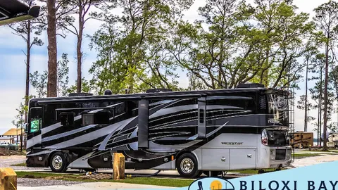 30/50 Amp Pull-Through RV Site — image 2 of 18