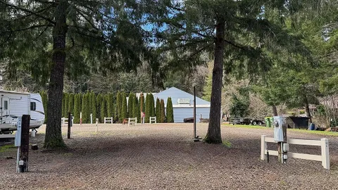 30 Amp Shaded RV Site — image 2 of 10